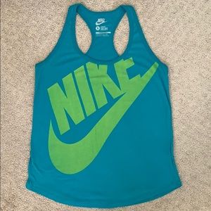 Women’s Nike Graphic Tank